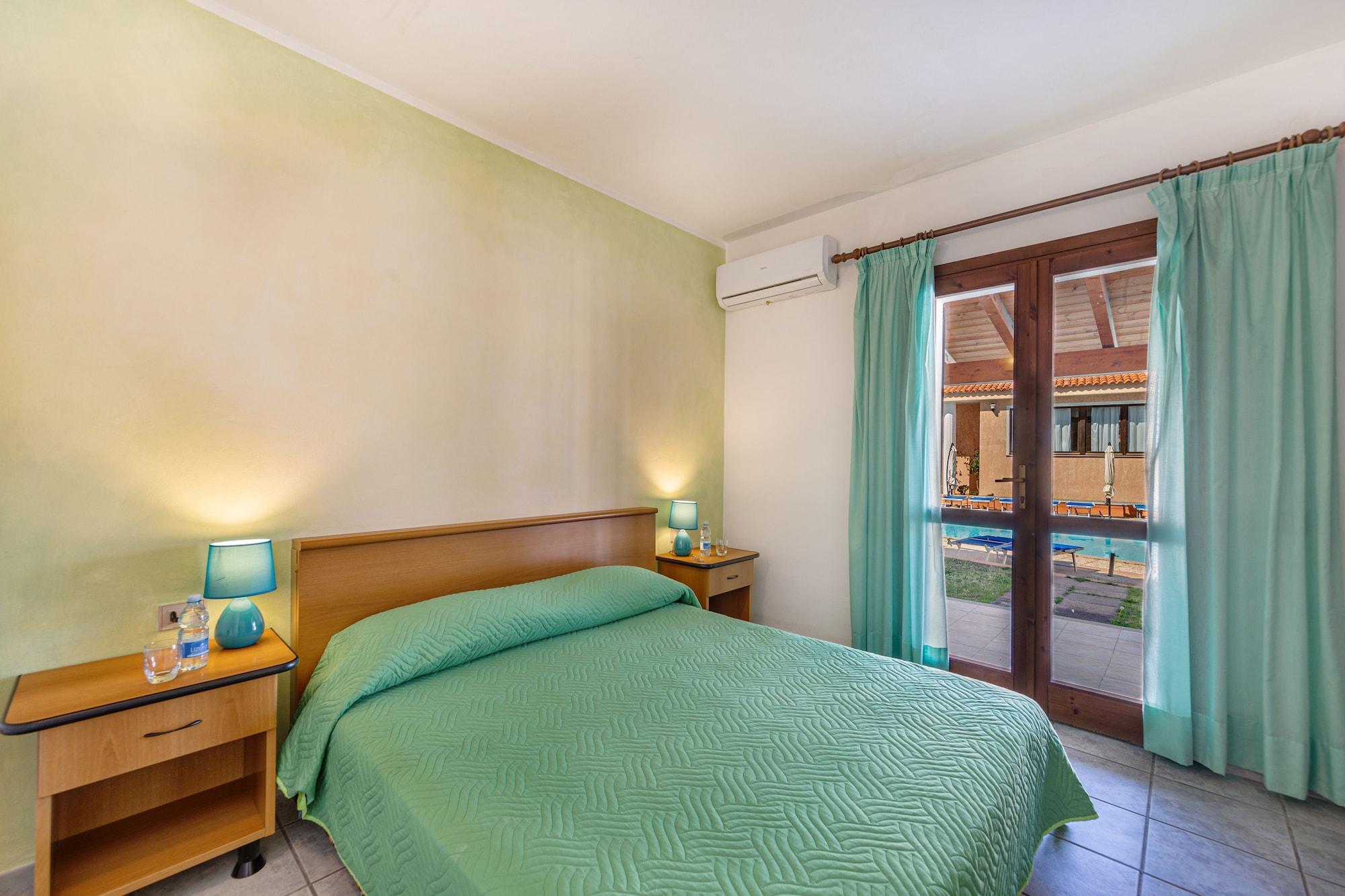 Marina Manna Hotel And Club Village Valledoria  Exterior foto