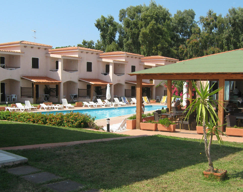 Marina Manna Hotel And Club Village Valledoria  Exterior foto