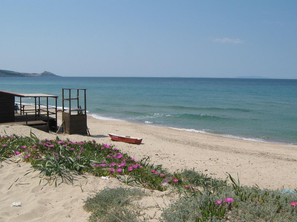 Marina Manna Hotel And Club Village Valledoria  Exterior foto